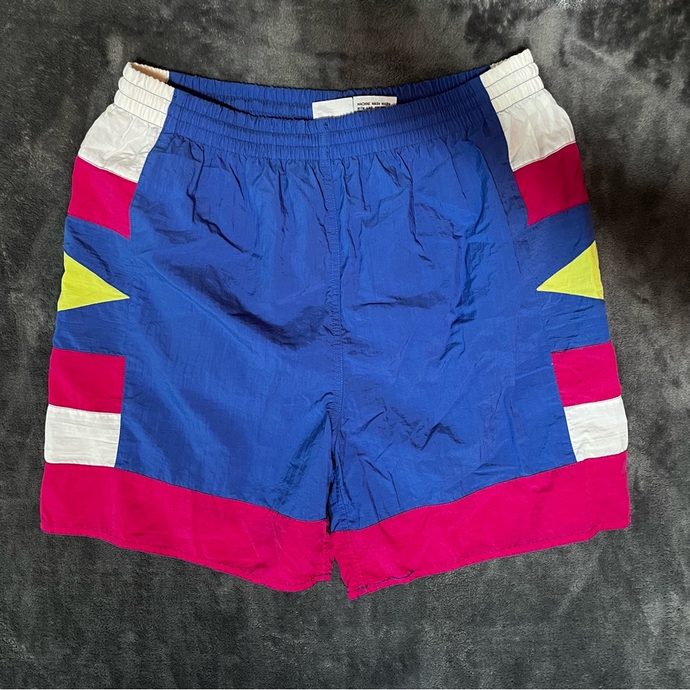 Men’s medium Brittany Bay Vintage Color Block athletic shorts